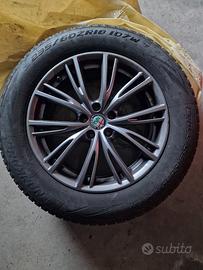 Alfa Romeo Stelvio 4 cerchi con gomme invernali 18