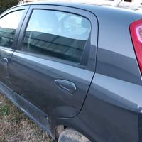 Fiat grande p. 1.3 90 + ford focus 1.6 90 2008