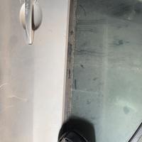 Sportelli anteriore dx e sx  Mazda 3 anno 2007