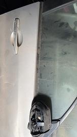 Sportelli anteriore dx e sx  Mazda 3 anno 2007