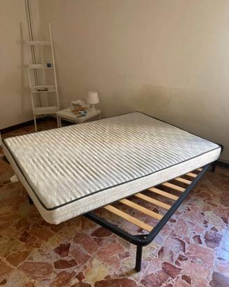 Letto matrimoniale alla francese