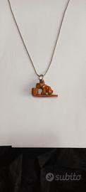 Ciondolo anni 40 in vera bachelite 