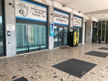 Lungomare Tavernetta Ampia Bottega