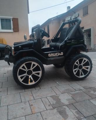 PEG PEREGO GAUCHO CON RUOTE IN GOMMA