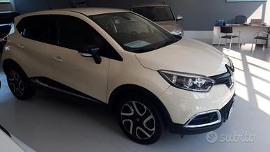 Renault Captur 1.5 dci Intens (energy r-link) 90cv