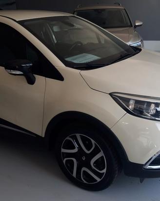 Renault Captur 1.5 dci Intens (energy r-link) 90cv