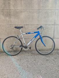 Mountain bike Rush 2600