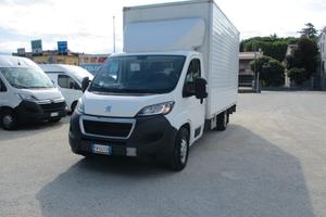 Peugeot Boxer furgone con sponda caricatrice poste