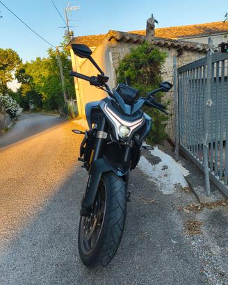 MOTO CF800 NK sport del 2023 nuovissima