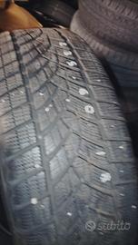 Gomme 235/60/18 