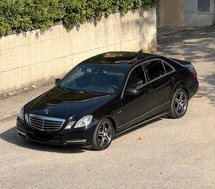 Mercedes e 200 ngt benzina/ metano 