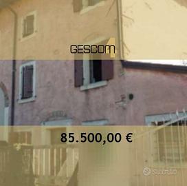 Porzione di casa a Nogarole Rocca (VR)