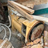 Alternatore generatore