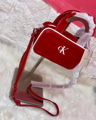 Borsa bauletto  tracolla Calvin Klein donna