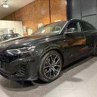 AUDI Q8 50 TDI 286 CV quattro S line edition Bla