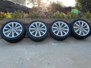 Cerchi da 17 + gomme invernali Golf