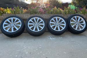 Cerchi da 17 + gomme invernali Golf