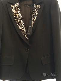 Taier nero con riporti in pizzo, nuovo