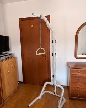 Asta solleva malato per letto