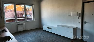 PRIVATO VENDE:Bilocale Ristrutturato ZERO SPESE