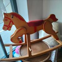 Cavallino a dondolo
