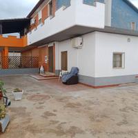 Porzione di Bifamiliare con garage