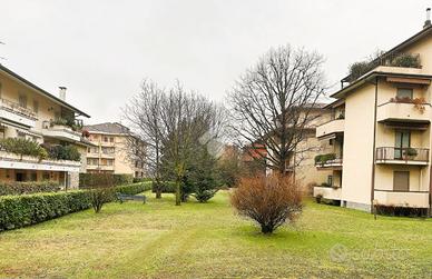3 LOCALI A VIMERCATE