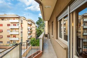 2 LOCALI A ROMA