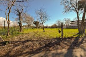 Terreno di 1000 m² a Roma