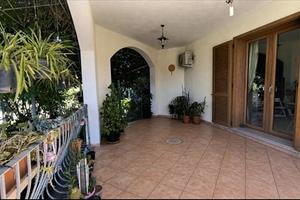 Villa con Giardino