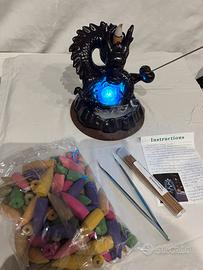 Brucia incenso a batteria a forma di drago