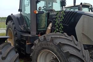 TRATTORE USATO MARCA CLAAS MODELLO ARION 650 BLACK