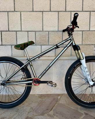 Mtb street dirt jump