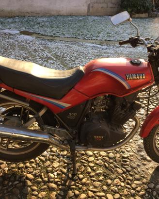 Yamaha xs400