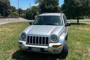 Jeep Cheeroke 2.5 CRD