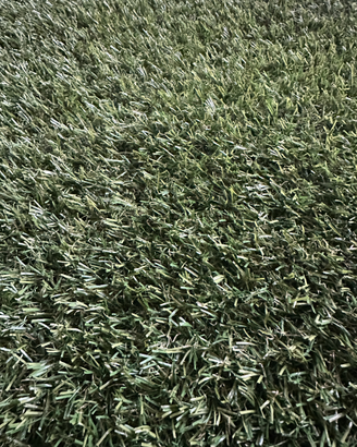 Prato sintetico mai utilizzato