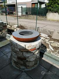 Barbecue in corten da giardino