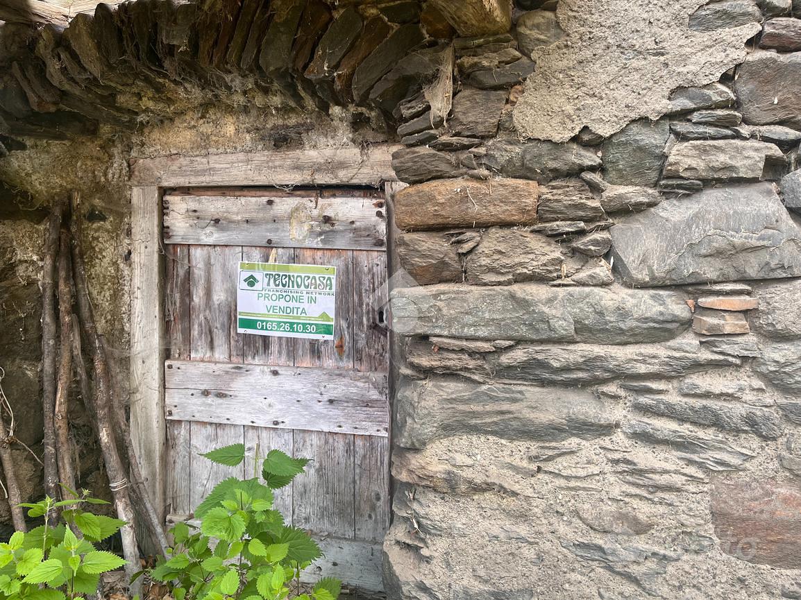 RUSTICO A GIGNOD - Vista 3