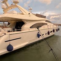 Ferretti 680 FLY