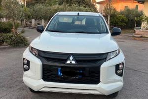 Mitsubishi L200 Pickup