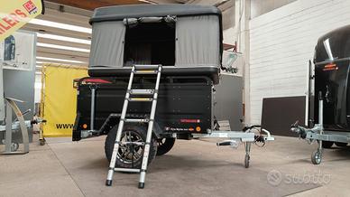 Carrello rimorchio auto fuoristrada con tenda