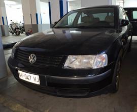 VOLKSWAGEN Passat berlina 1.8T 150CV 5ªserie 1997