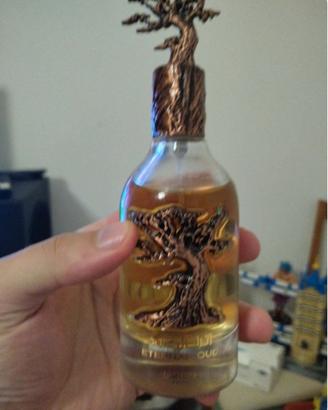Lattafa eternal oud nuovo 