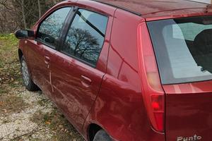 Punto 188 . 1200 con impianto a gas 