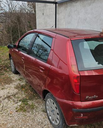 Punto 188 . 1200 con impianto a gas 