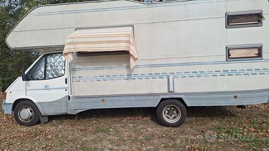 Camper rimor 678