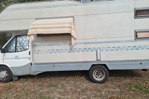 Camper rimor 678