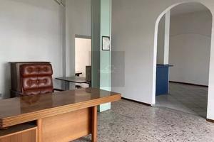 NEGOZIO spazioso a Cossato: 150 m², 4 locali