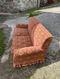 DIVANO IN BROCCATO DEL ‘900
