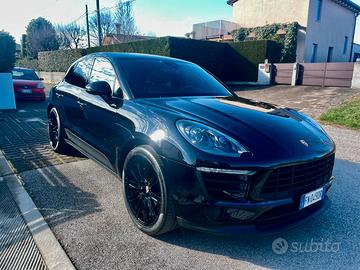 Porsche Macan S Diesel tetto unipro iva esposta